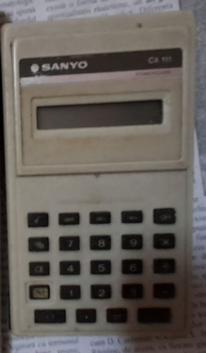 Calculator Sanyo model mai vechi