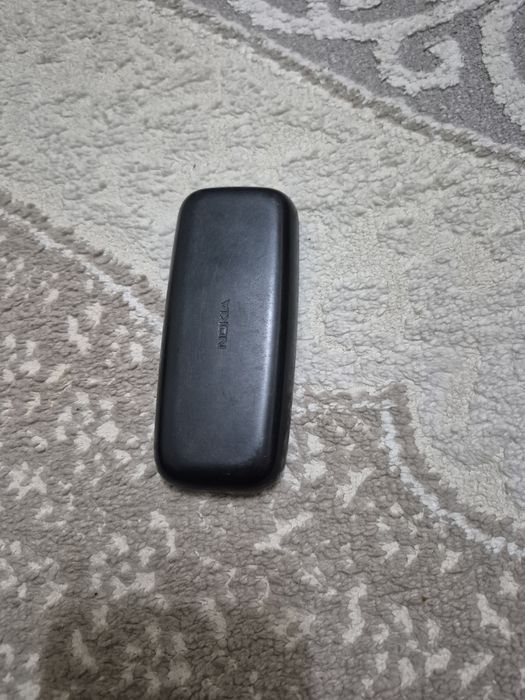 Продаю телефон срочно