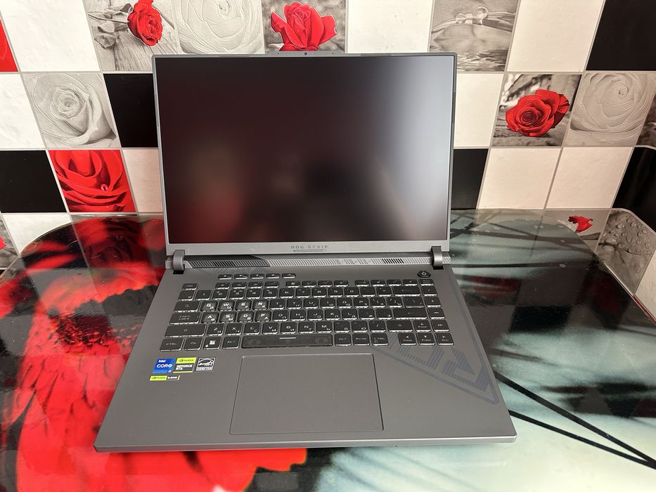 Ноутбук ASUS ROG Strix G16 16"