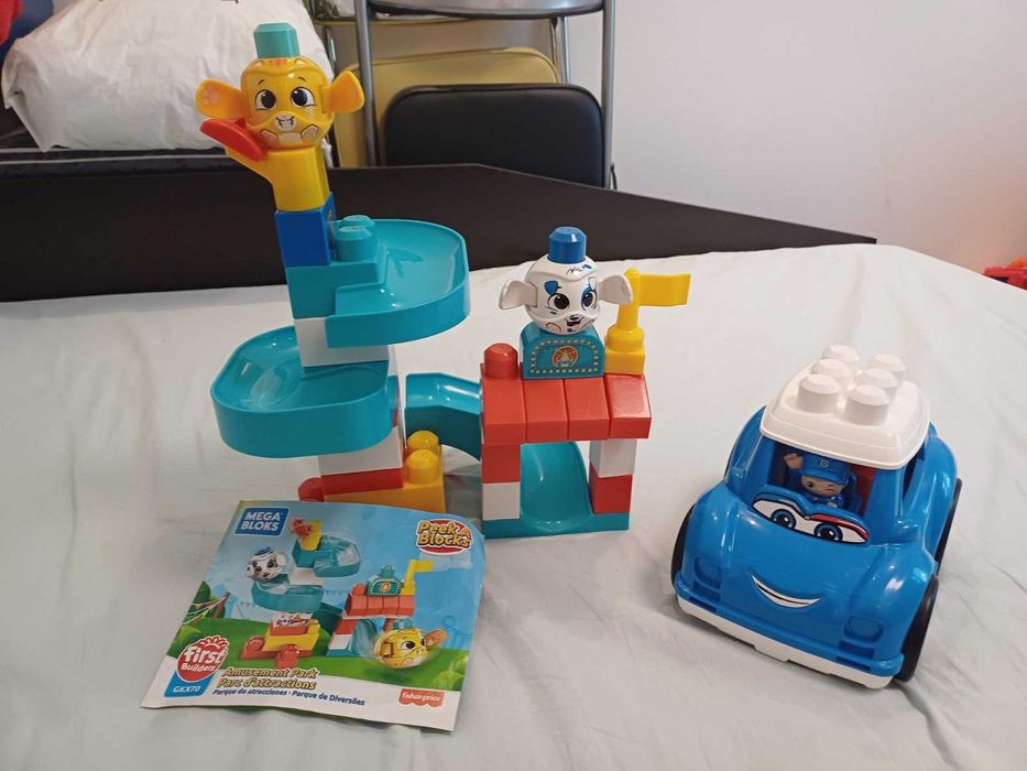 Fisher price кула писта с кубчета за сглобяване + кола