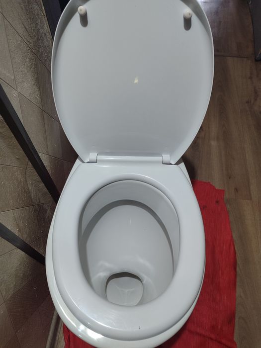 Продам унитаз б/у