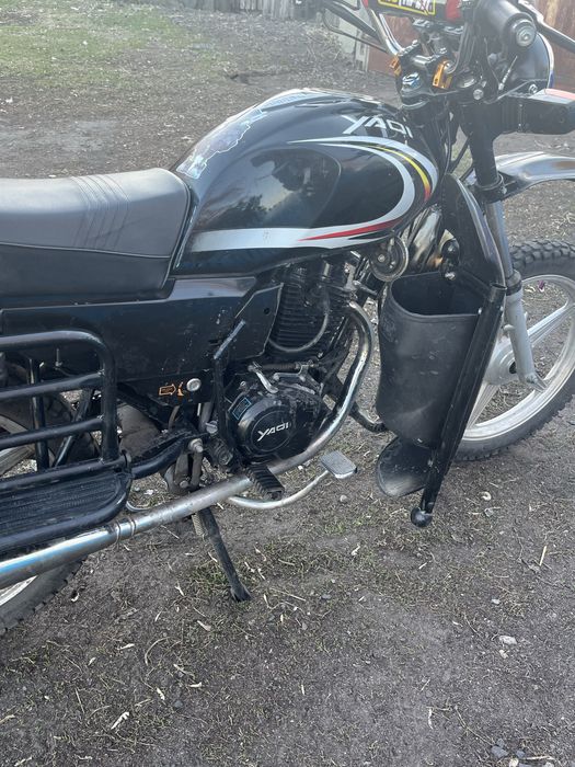 Продам яки 200 торг присуцтвует