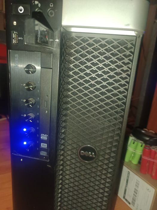 Vand DELL Precision T3600.