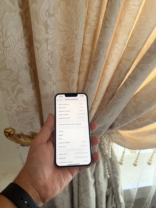 iPhone 13/256Gb - В хорошем состоянии
