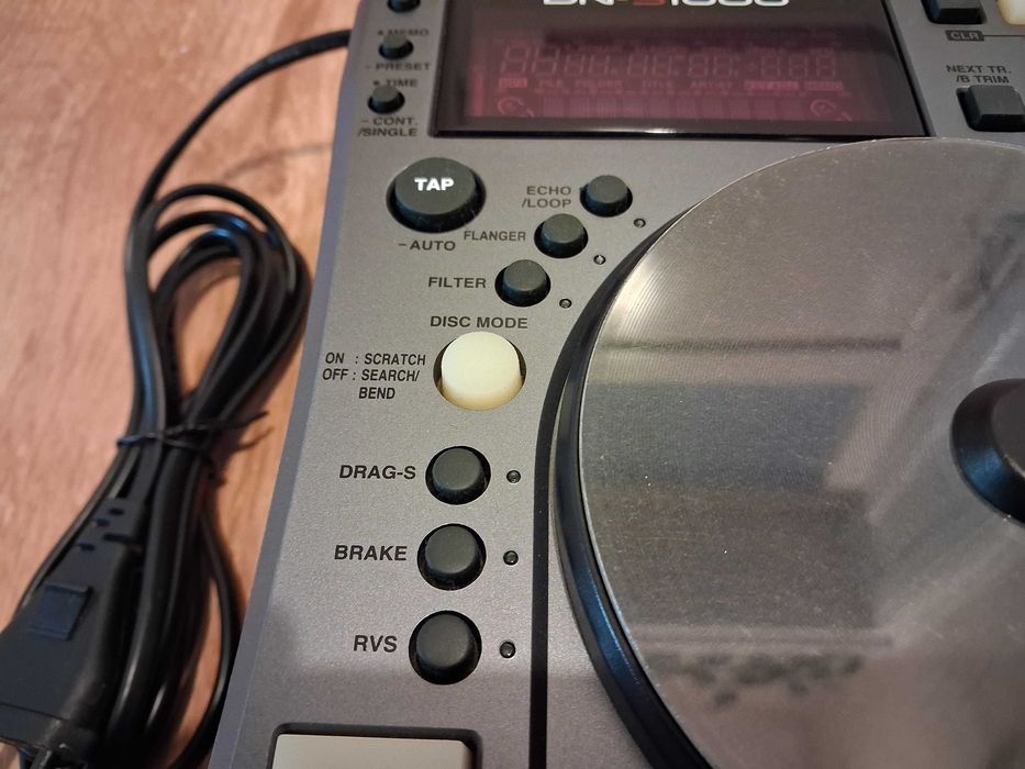 CD плеър DENON DN-S1000