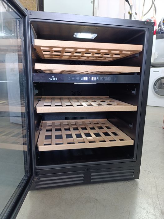 Нова!!! Витрина за вино WITT