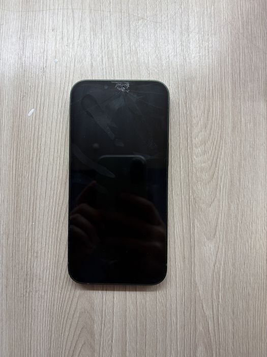 Продам iphone 13