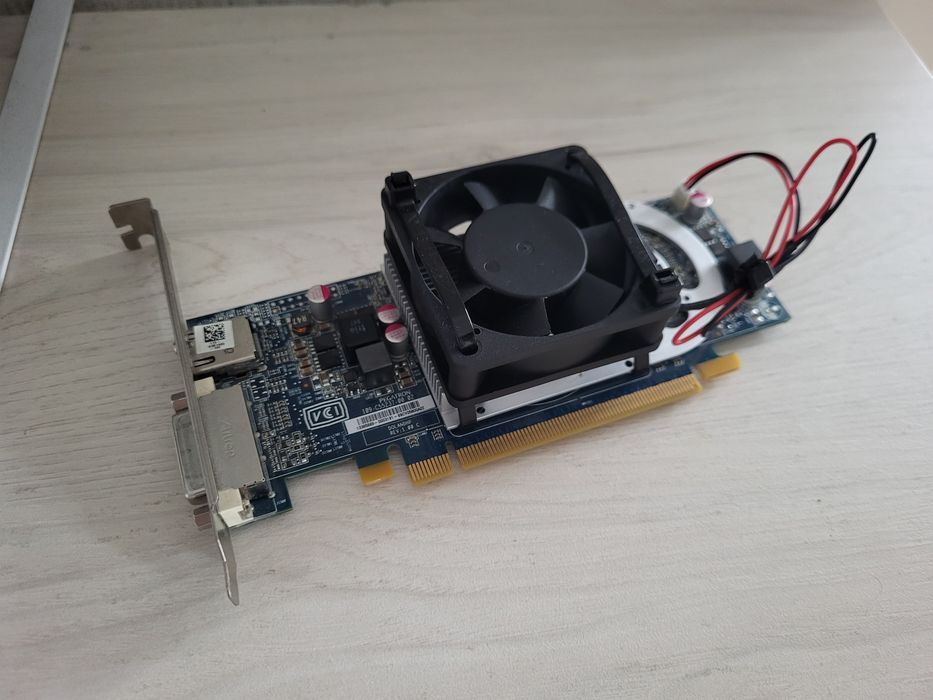 Видеокарта AMD R7 240 2GB