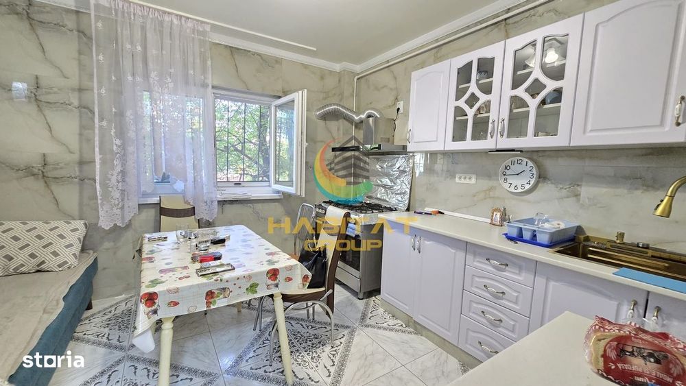 2 camere an 1990 in zona metroului Obor — fotografia 1