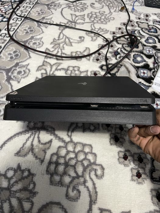 Playstation 4 silim Ps4