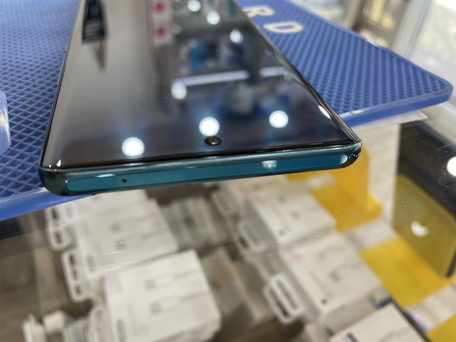 Vivo v 30  12/256