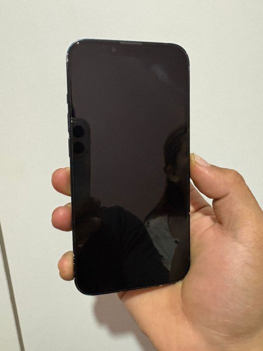 Айфон 13 темно сини