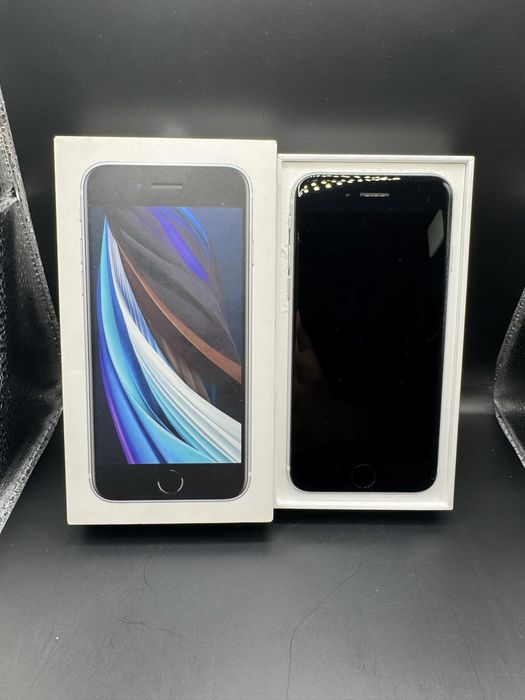 Айфон se 2020 продам