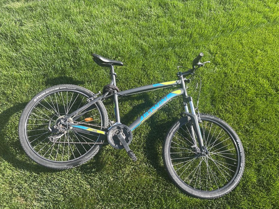 Vand Bicicleta MTB Rockrider puțin folosit