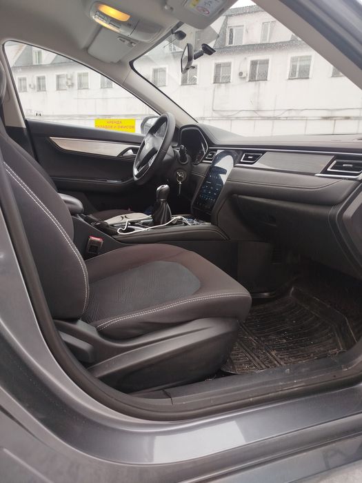 Продаю авто JAC J7 2022 GOD