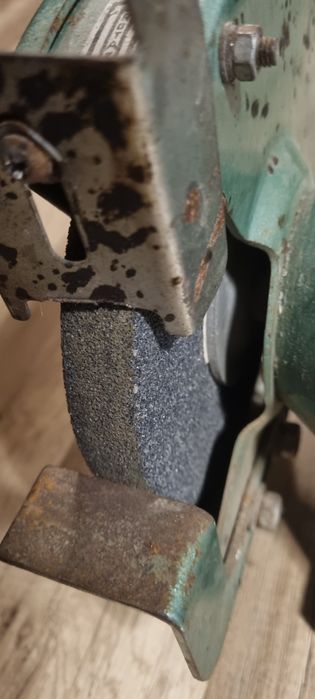 настолен шмиргел Clas Ohlson модел N-30-4410