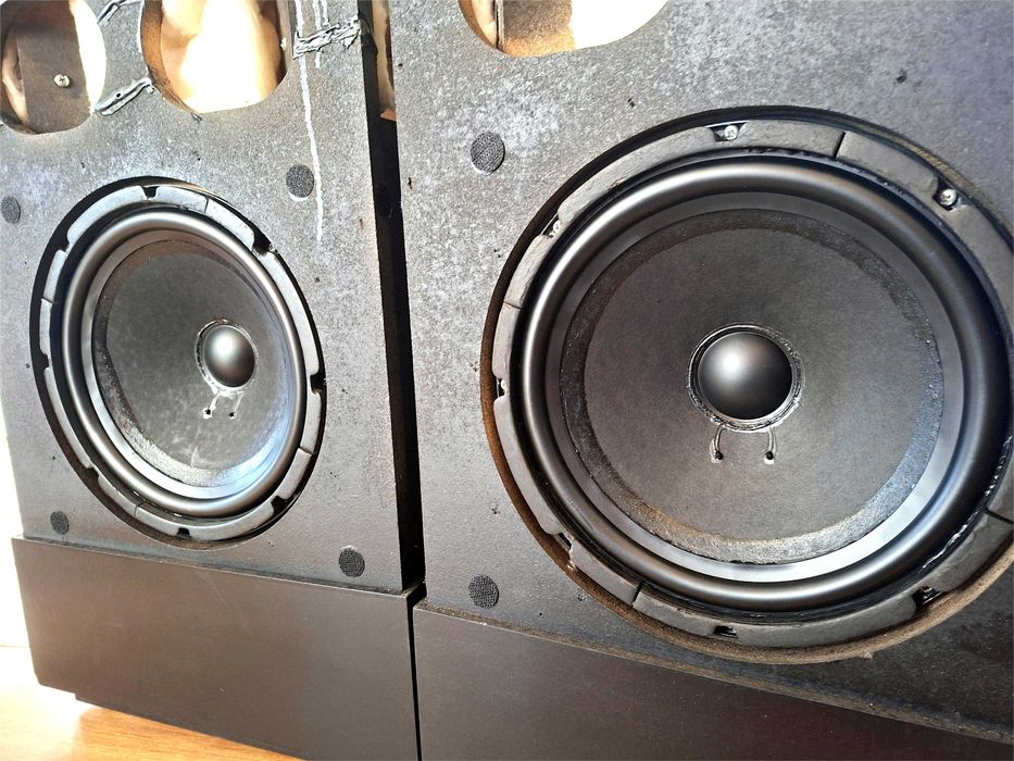 Bose 501 + 301 + Bose Acoustimass 5 + Onkyo HT-R494 Dolby Atmos