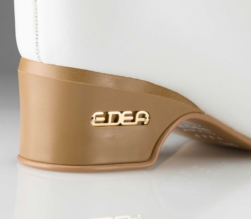 Фигурные коньки Edea Motivo с лезвиями Edea Balance, Размер 240