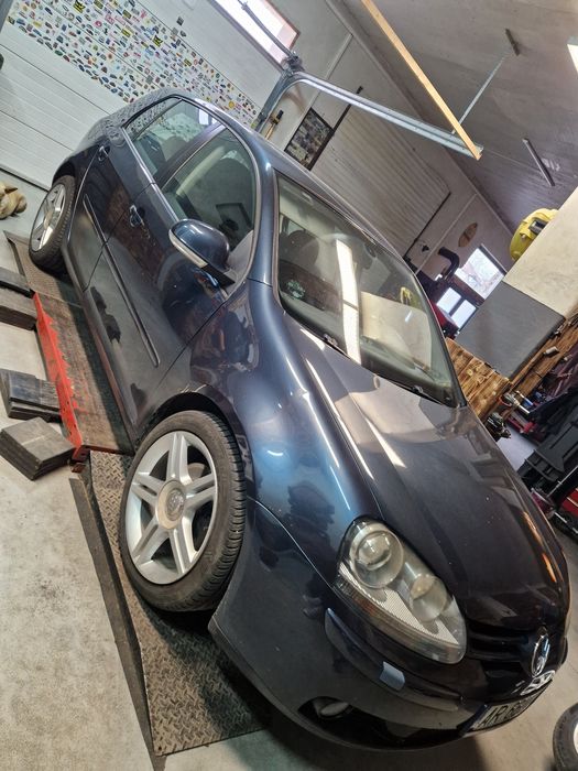 VOLKSWAGEN Golf 2005 — imagine 3