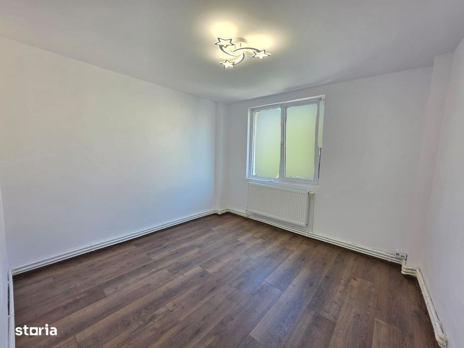 2 camere, decomandat, renovat 2026, etaj intermediar