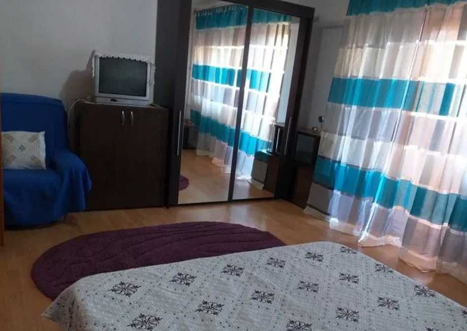 Дава се под наем Едностаен апартамент в Пловдив, Каменица 1 - 30 кв.м за 193.8 € - Снимка #1