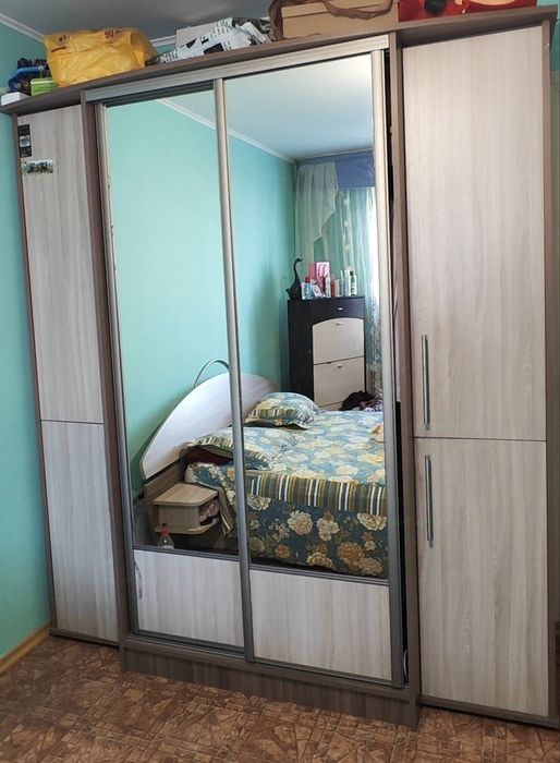 Продам спальный гарнитур ( самовывоз)