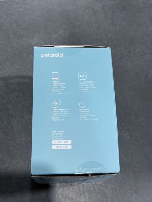 Aparat foto instant Polaroid Now Generatia 3