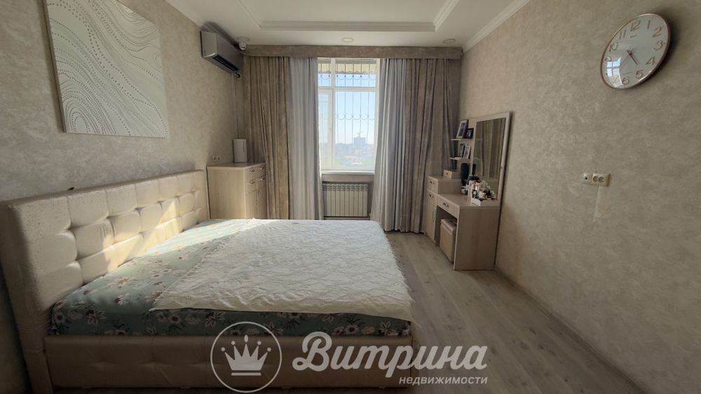 Продаётся 3-комнатная квартира по ул. Паркент