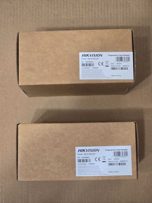 Hikvision Cititoare control acces cu amprenta DS-K1201EF, terminal de control acces stand-alone DS-K1T105E-C si post de videointerfon DS-KV8202-IM