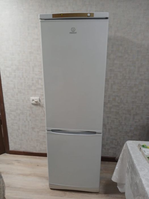 Холодильник Индезит