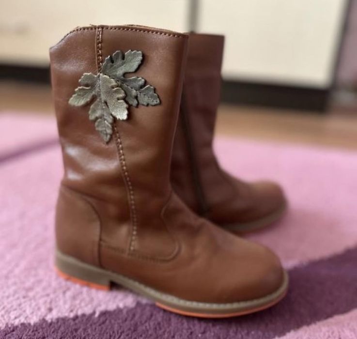 Продам детские сапожки