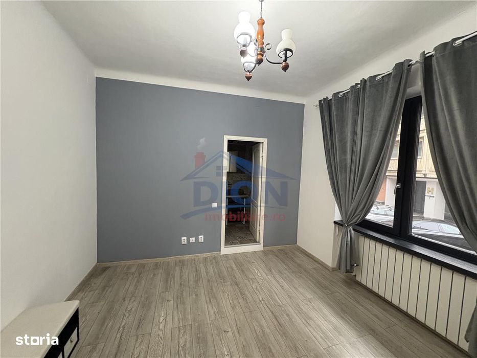 UNIVERSITATE, 3 camere, parter inalt, 61 mp, amenajat