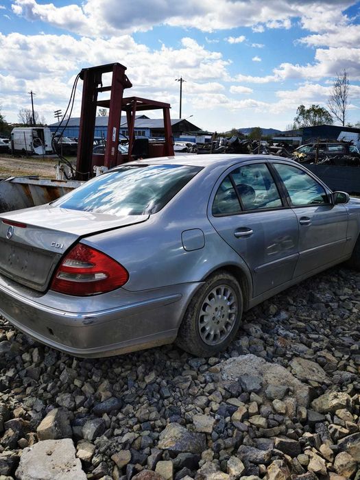 Dezmembrez Mercedes E-Class, V211, V212, motor 2200 si 3000 cmc