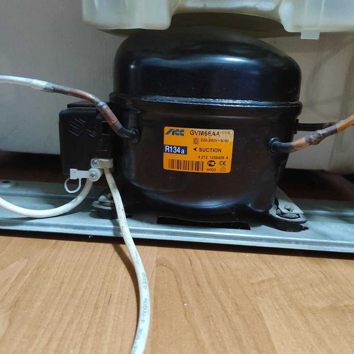 Морозильная камера Indesit SFR167NF.002
