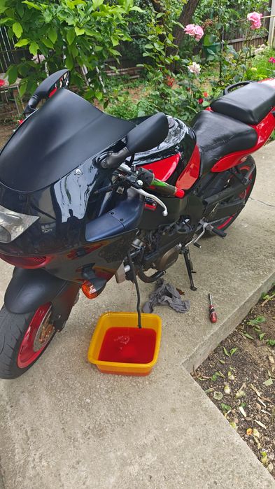 1999 zx6r • Anunturi gratuite • OLX.ro