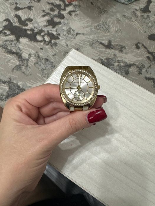 Женские часы от MICHAEL KORS