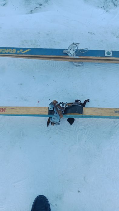 Продам Лыжи ссср идеальные