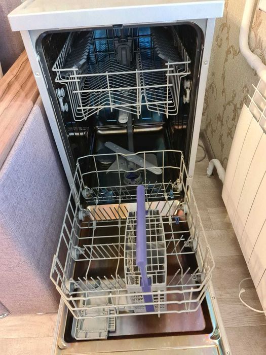 Продам посудомоечную машину Beko