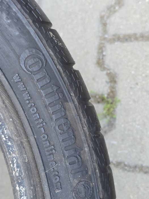 265 40 18 Continental