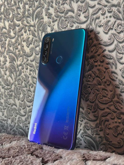 Xiaomi Redmi Note 8 в хорошем состоянии
