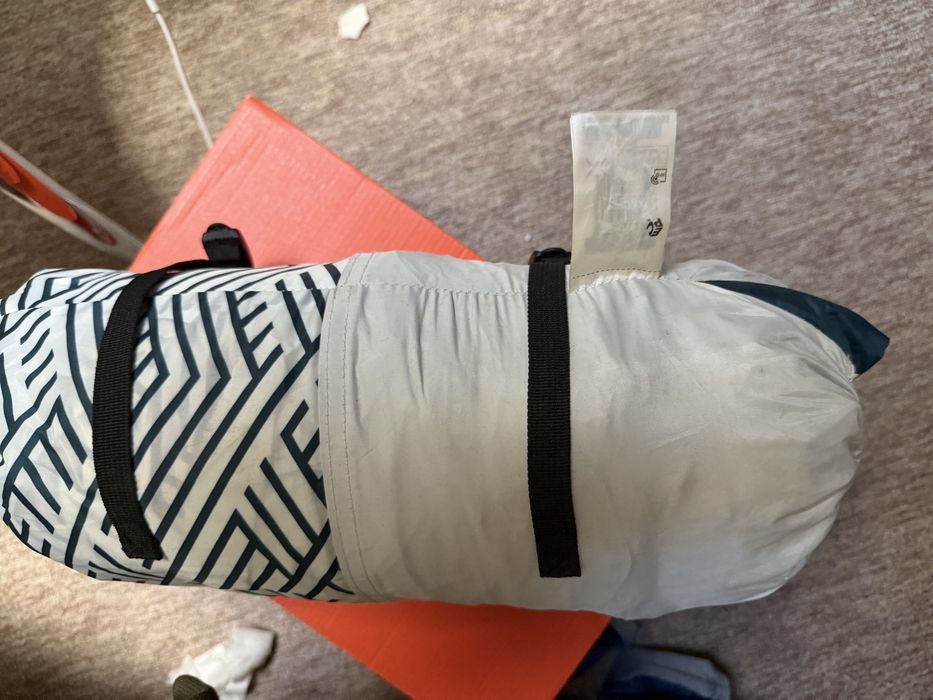 Плажна палатка DECATHLON слънце