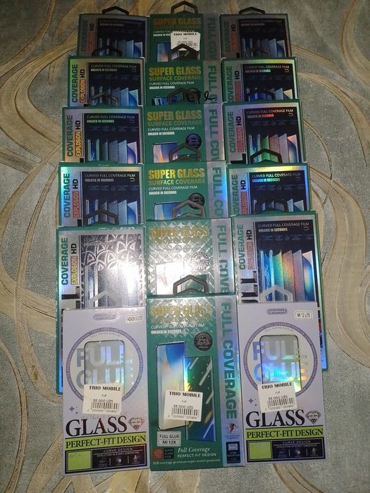 Распродажа! Защитные стёкла для смартфонов.  Оптом-15000.