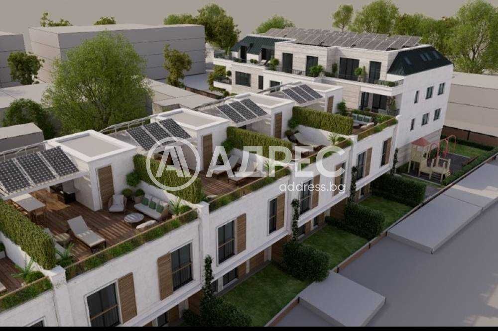 Продава се Тристаен апартамент в Разград, Център - 127 кв.м за 512 €/кв.м - Снимка #5