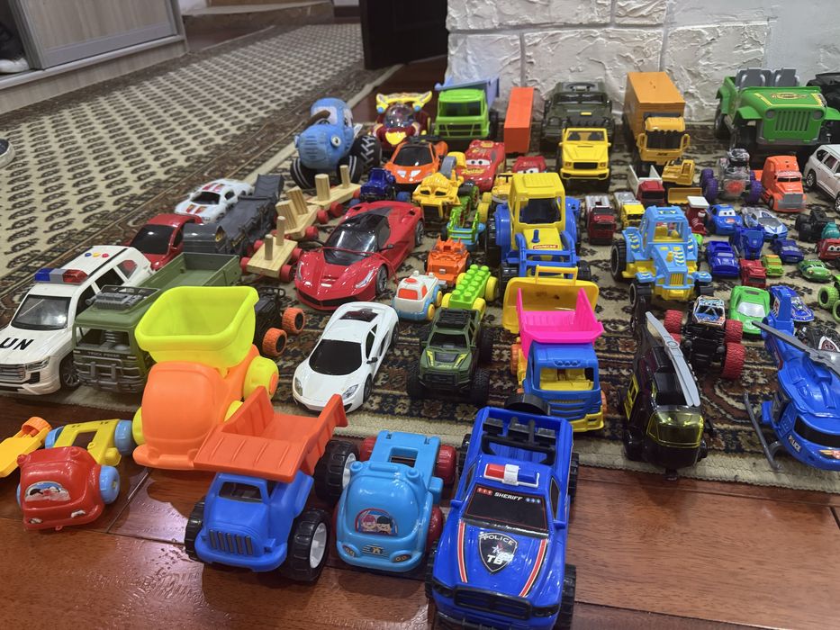 Машины набор качественные