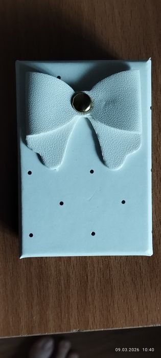 Серьги и цепочка с кулоном в виде вишен