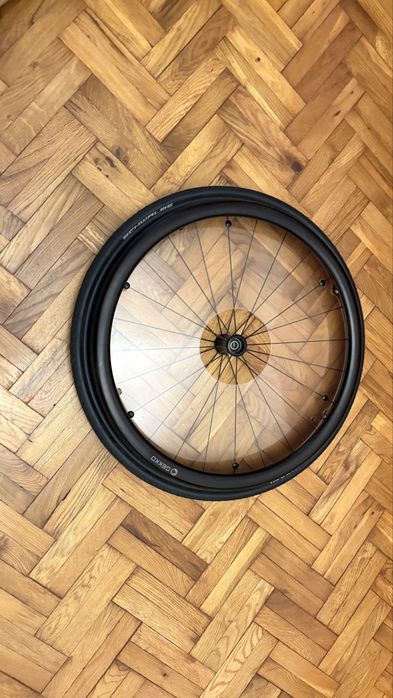 Set complet roti noi 24” Otto Bock pt scaun cu rotile cu jante Infinity Ultralight si inele antrenare Gekko si cauciucuri noi Schwalbe Marathon Plus