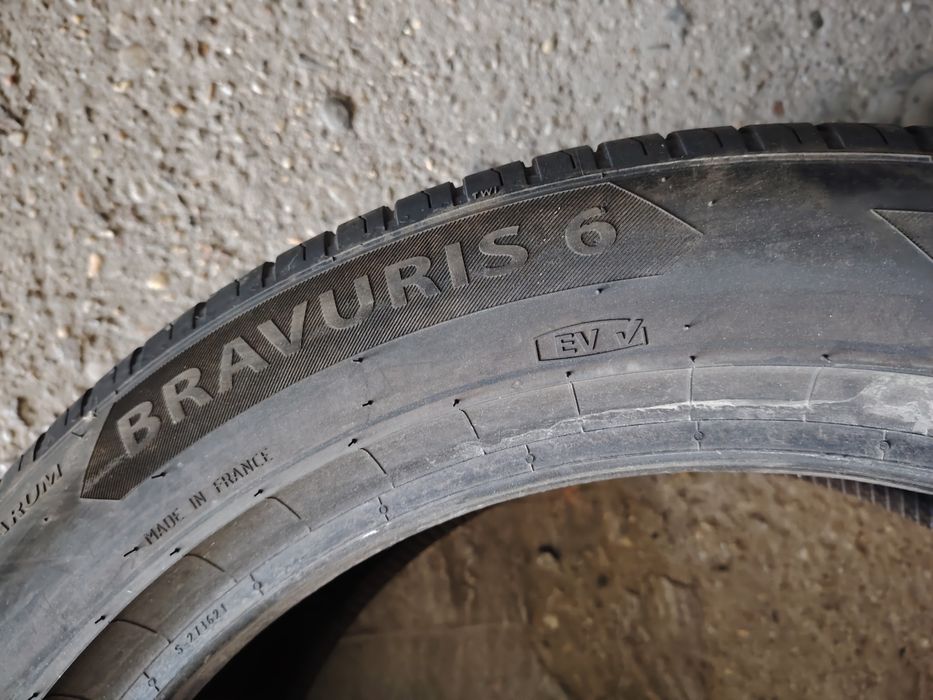 235/50 R19 Barum Bravuris6 DOT 2025 una bucata