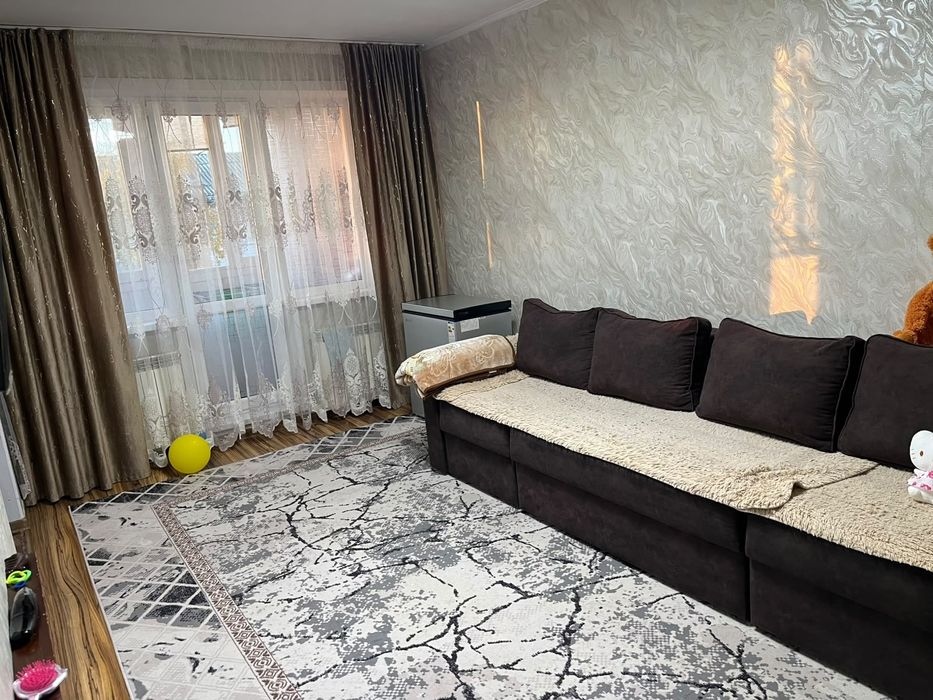 Продам 3-х комнатную квартиру