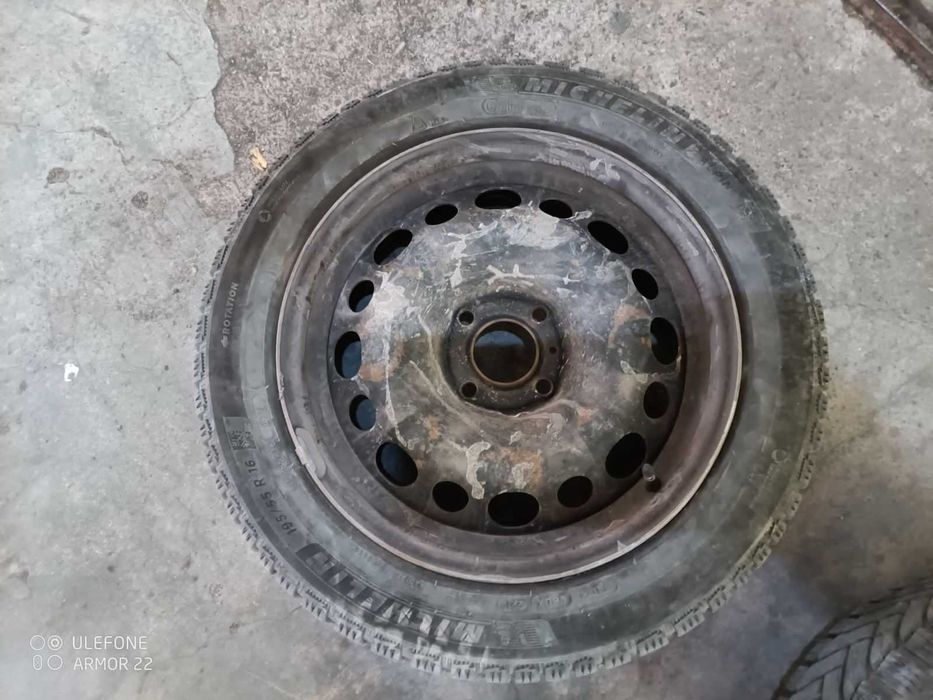 195/55R16 Зимни гуми Michelin Alpin 6 с джанти и тасове