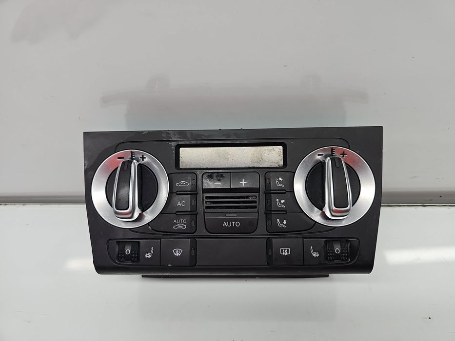 Panou comanda clima AUDI A3 Sportback (8PA) [Fabr 2004-2013] 8P0820043